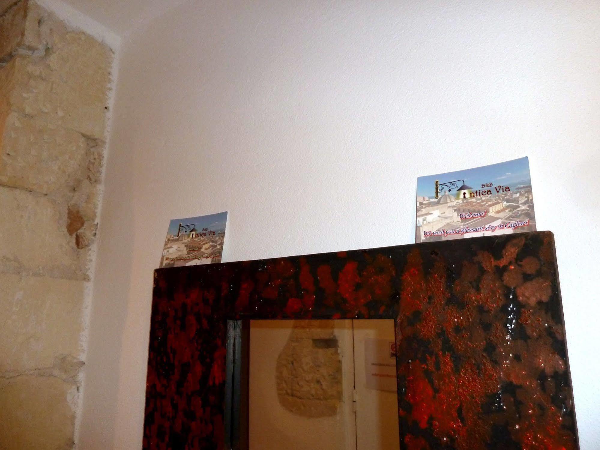 Onlyrooms II - Old Town & Typical Food Cagliari Exteriör bild